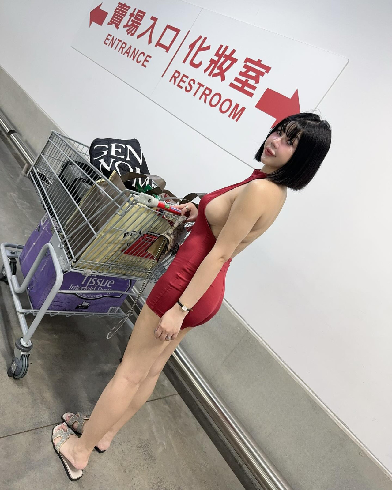 102519fn9d9z5mji3xdbpb.jpg
