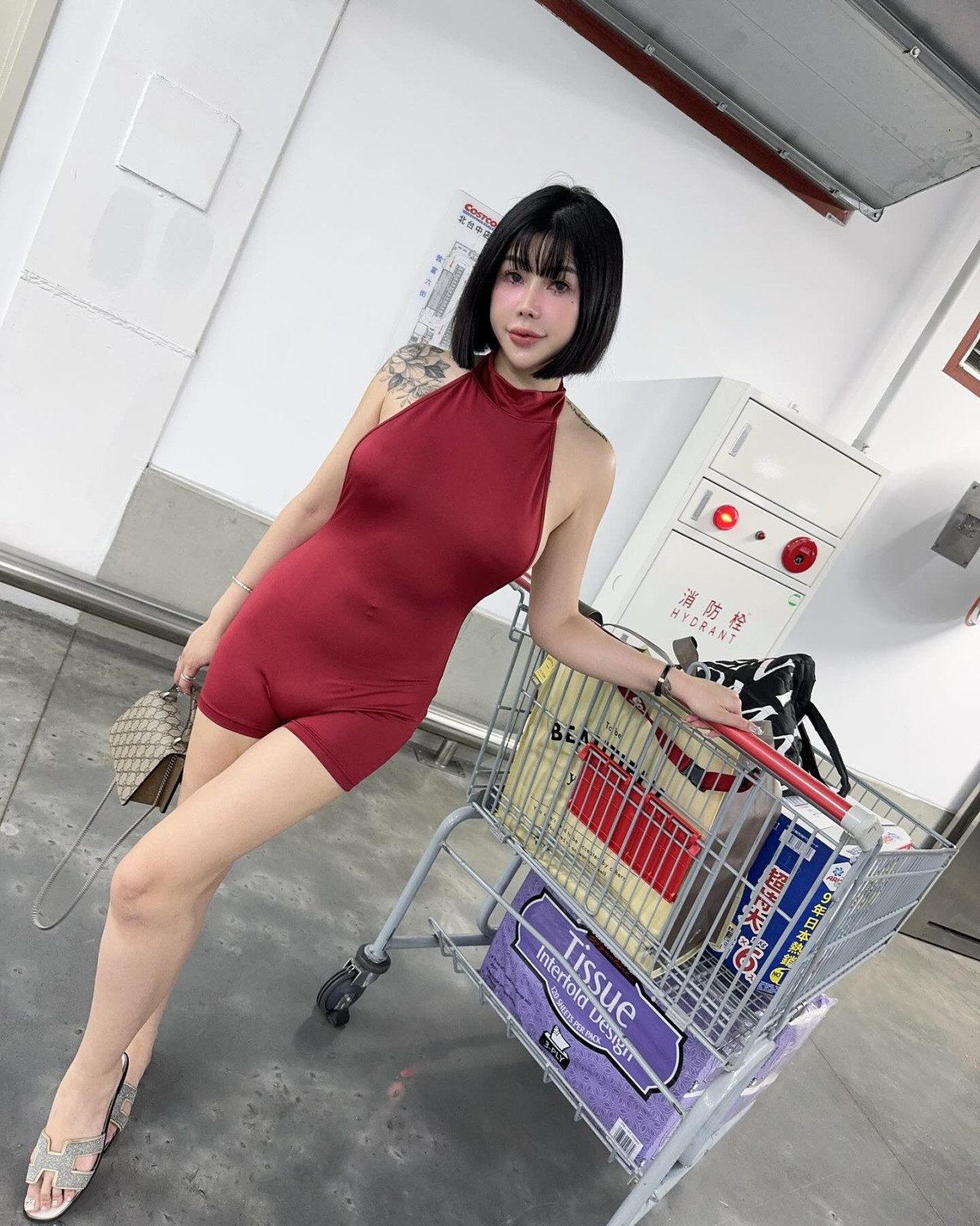 102524h21yuhh2yd1cm261.jpg